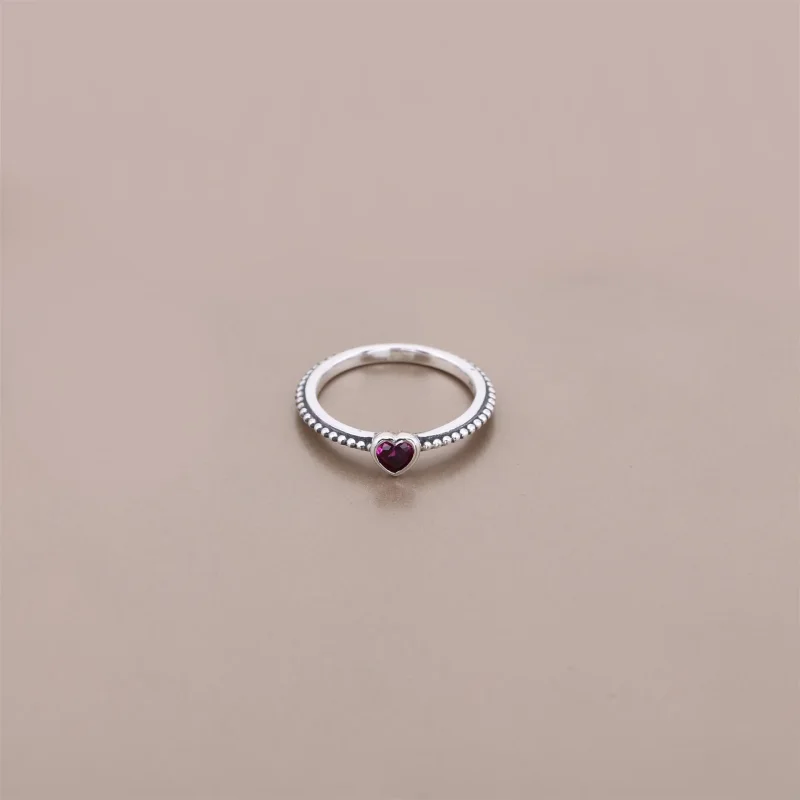 (zdjęcie do) PANDORA Delicate Red Heart Ring - Wyświetl 2