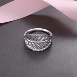 PANDORA Tropical Palm Leaf Ring, Clear CZ