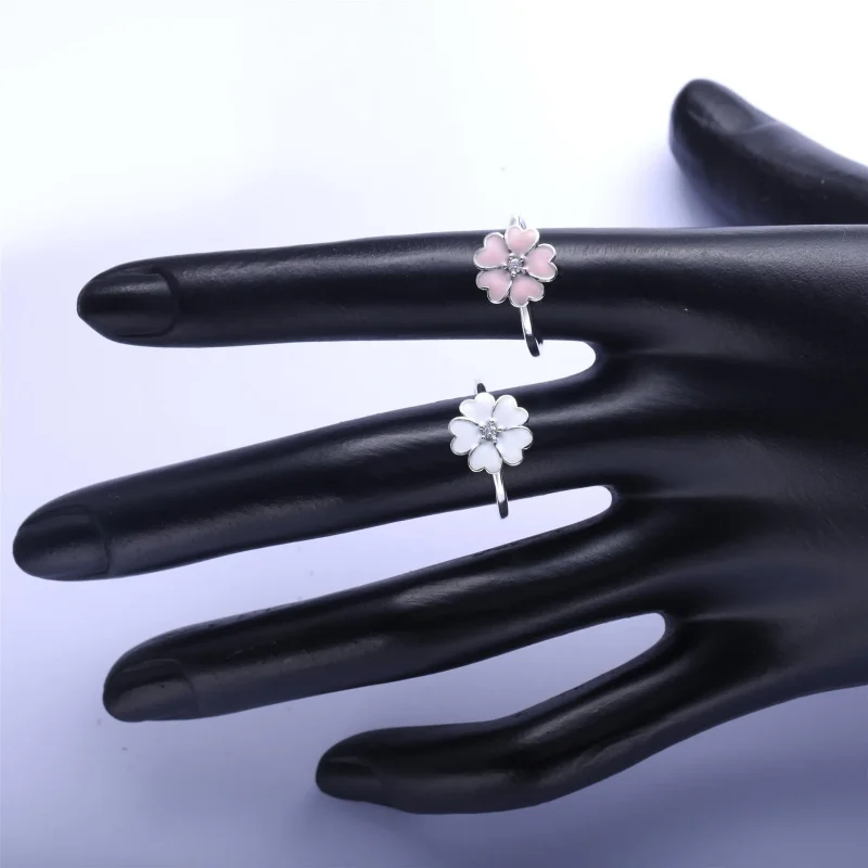 (zdjęcie do) PANDORA White Primrose Ring - Wyświetl 5