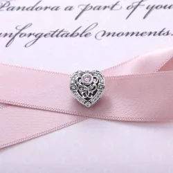 Charms PANDORA Wartościowe serce