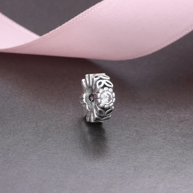 (zdjęcie do) PANDORA Sparkling Forest Flower Spacer - Wyświetl 2