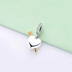 Zawieszka Limitowana edycja Arrow of Love, PANDORA Shine™