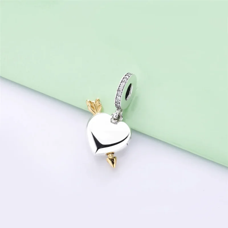 (zdjęcie do) Zawieszka Limitowana edycja Arrow of Love, PANDORA Shine™ - Wyświetl 2