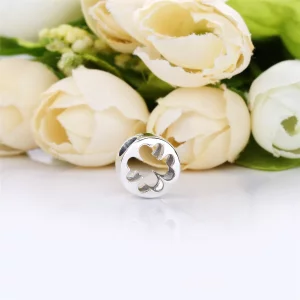 Charms Ażurowa koniczyna, Srebro 0,925 – PANDORA PL