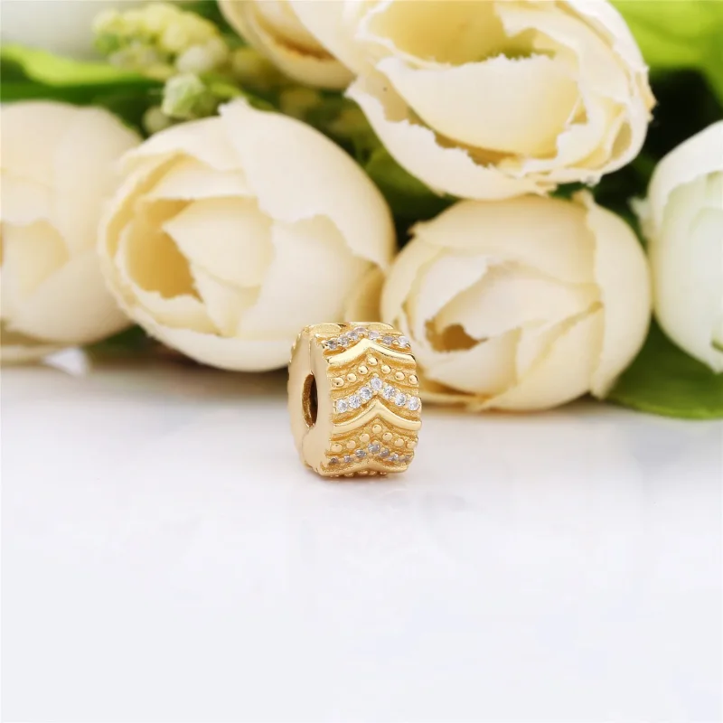 (zdjęcie do) Klips wishbone PANDORA Shine, cyrkonia sześcienna - Wyświetl 2