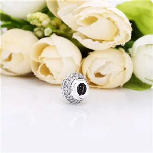Charms PANDORA Błyszczący Pavé 798066CZ