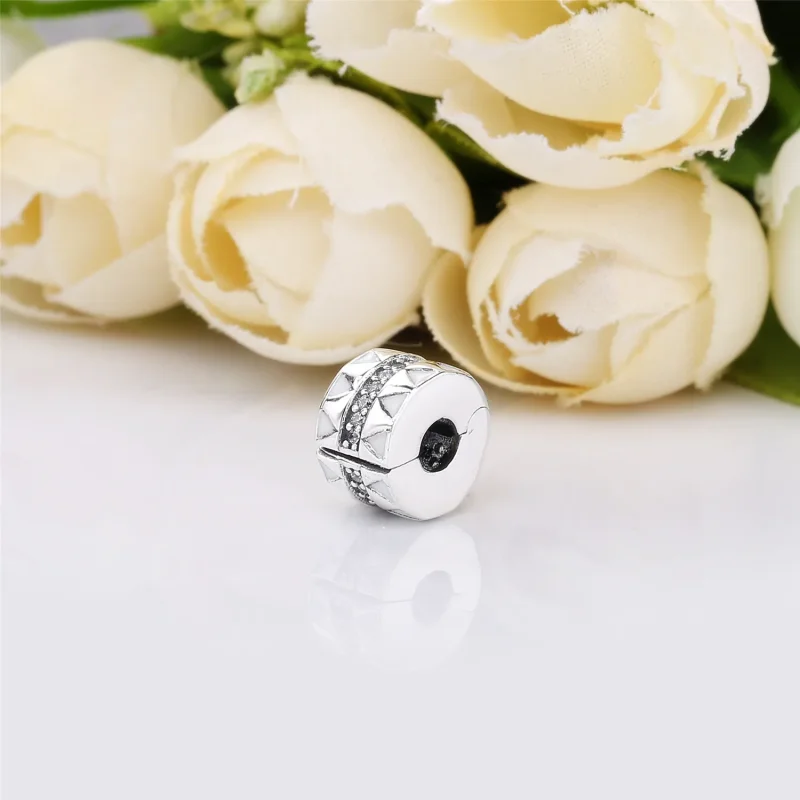 (zdjęcie do) Klips PANDORA Błyszczące połączenia 798067CZ - Wyświetl 4