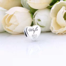 Charms PANDORA Żona Kocha Serce 798249PCZ