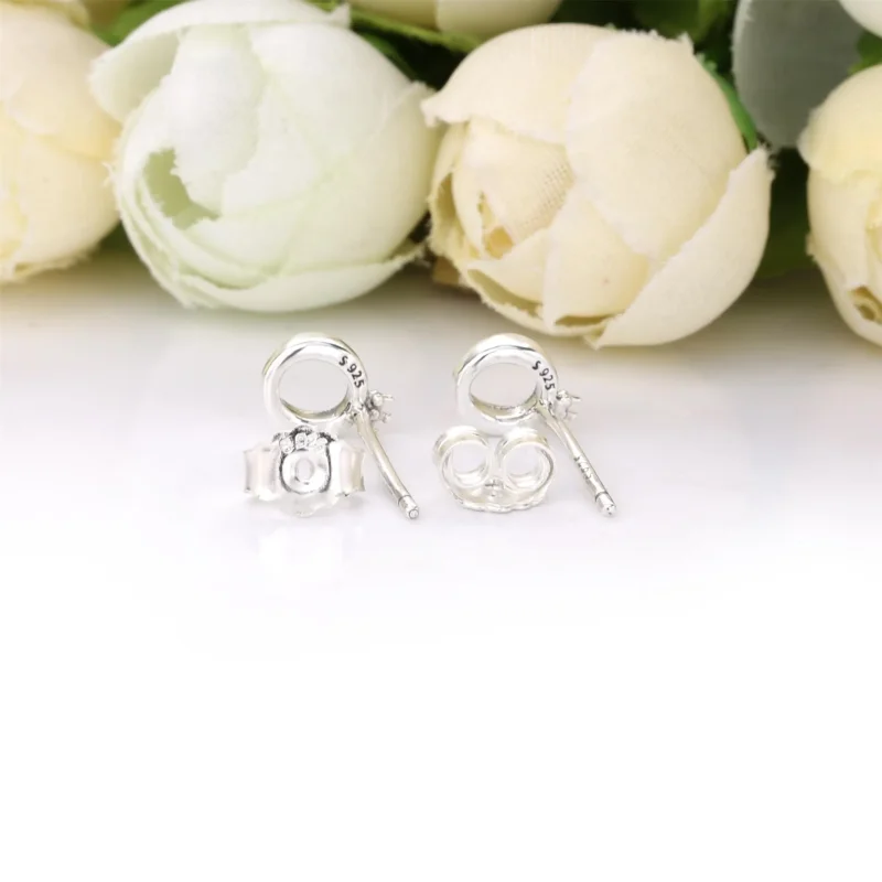 (zdjęcie do) Srebrne kolczyki PANDORA z monogramem, cyrkonia sześcienna 298295 - Wyświetl 4