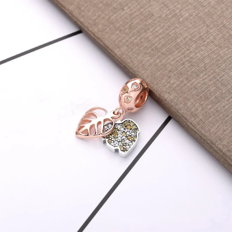 (zdjęcie do) Zawieszka PANDORA Błyszczące liście 788247CZ - Wyświetl 2