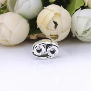 Charms PANDORA Zodiak Lśniący Rak 798434C01