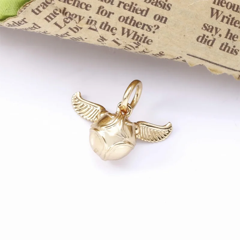 (zdjęcie do) Harry Potter, zawieszka PANDORA Złoty znicz 368618C00 - Wyświetl 3