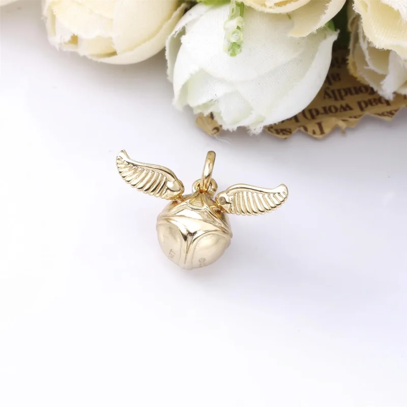 (zdjęcie do) Harry Potter, zawieszka PANDORA Złoty znicz 368618C00 - Wyświetl 4