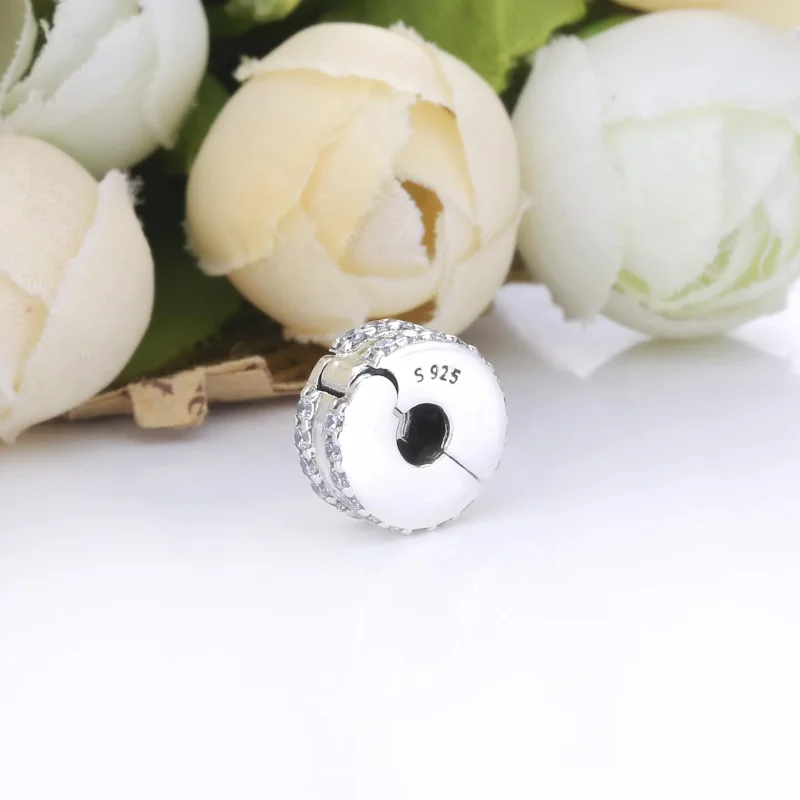 (zdjęcie do) Klips PANDORA pavé z dwoma pasmami cyrkonii 798422C01 - Wyświetl 3