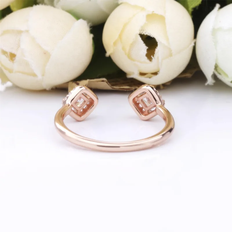 (zdjęcie do) Otwarty pierścionek PANDORA z lśniącym kwadratem 188506C01 - Wyświetl 3