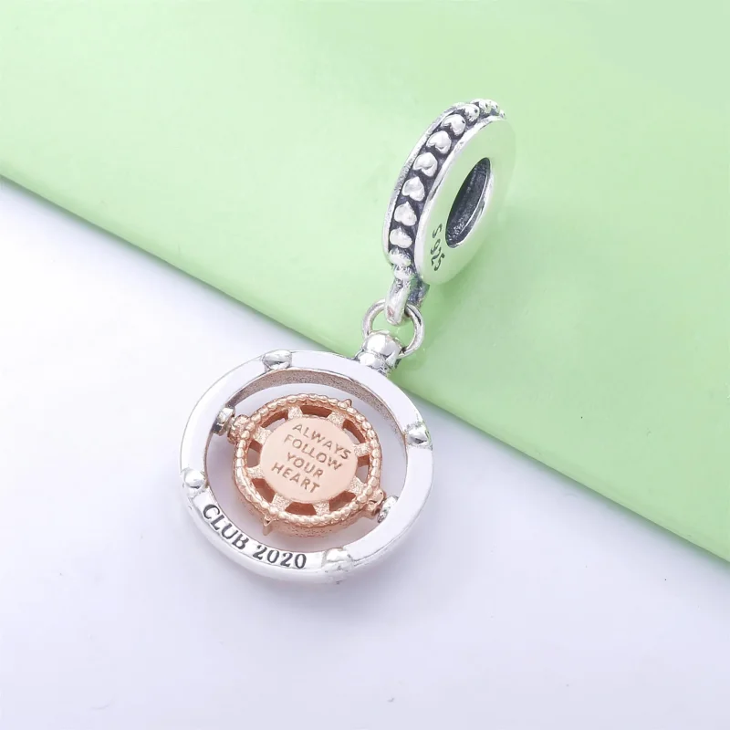 (zdjęcie do) Zawieszka Klubu Pandora 2020 Kompas 788590C01 - Wyświetl 2