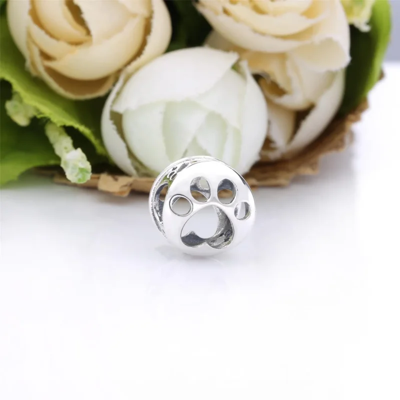 (zdjęcie do) Charms Pandora Ażurowy odcisk łapy 798869C00 - Wyświetl 2