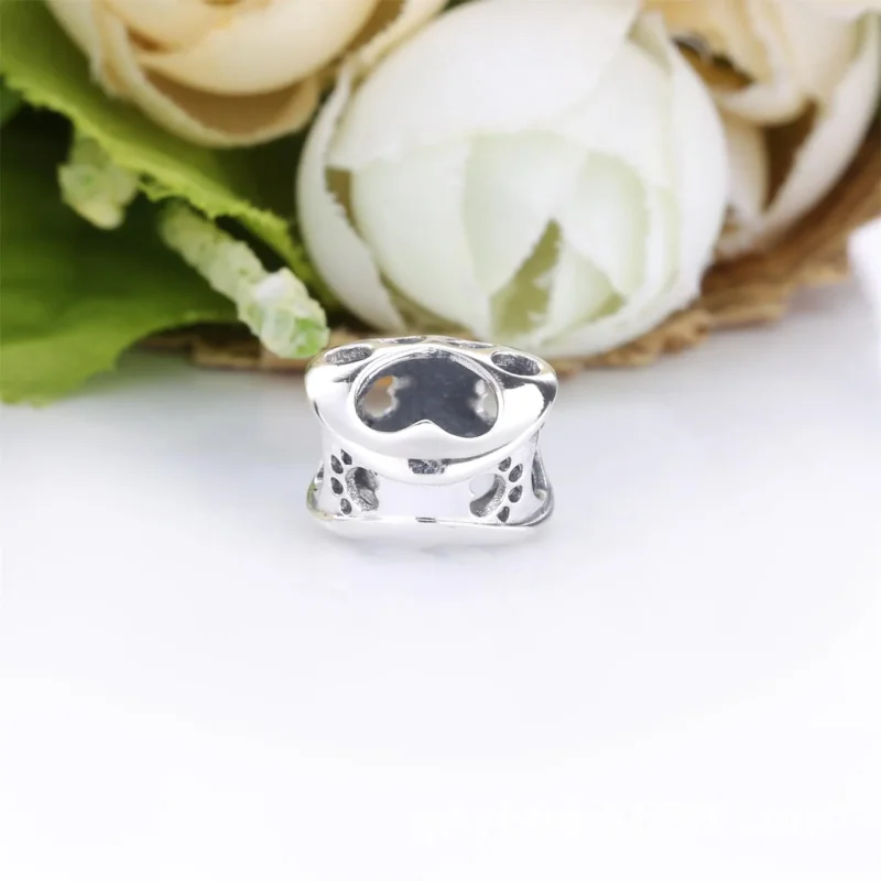 (zdjęcie do) Charms Pandora Ażurowy odcisk łapy 798869C00 - Wyświetl 4