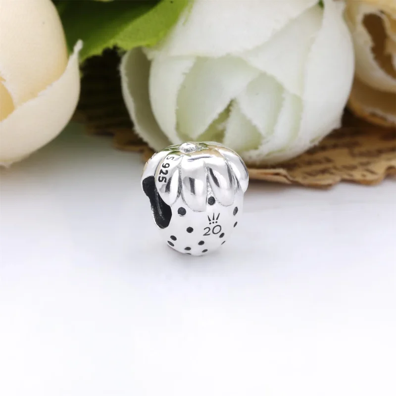 (zdjęcie do) Charms Pandora Edycja limitowana 2020 Truskawka 798952C00 - Wyświetl 2