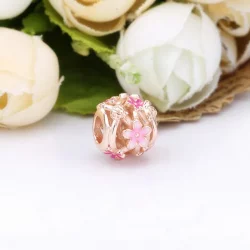 Charms Pandora Różowa ażurowa stokrotka 788772C01