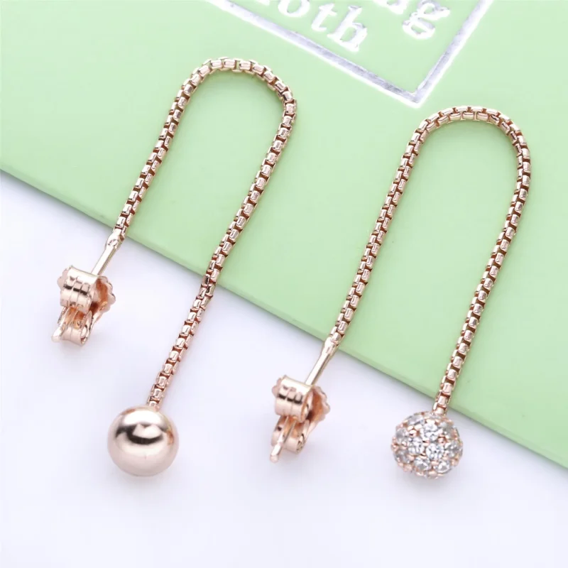 (zdjęcie do) Kolczyki Pandora Rose, cyrkonia sześcienna 288325CZ - Wyświetl 2