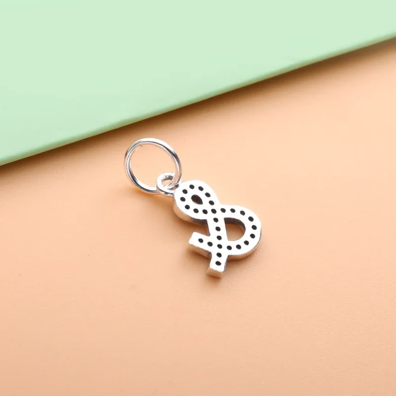 (zdjęcie do) Zawieszka Pandora Litera Ampersand 791305CZ - Wyświetl 3