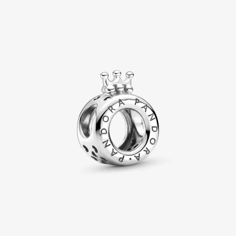(zdjęcie do) Charms O w koronie i logo Pandora