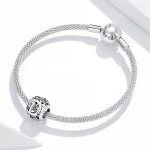 Charms Typu Pandora Kwiatowa Ażurowy Litera D - SCC1444-D