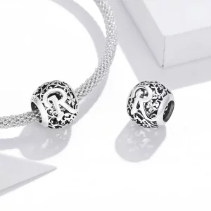 Charms Typu Pandora Kwiatowa Ażurowy Litera R - SCC1444-R