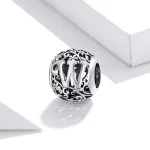 Charms Typu Pandora Kwiatowa Ażurowy Litera W - SCC1444-W