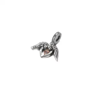 Charms Klubu Pandory, zawieszka Serce i skrzydła anioła - 789296C01