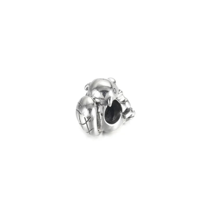 (zdjęcie do) Charms Z Kanadyjskim Bobrem I Lisciem Klonu - 799394C01 - Wyświetl 3