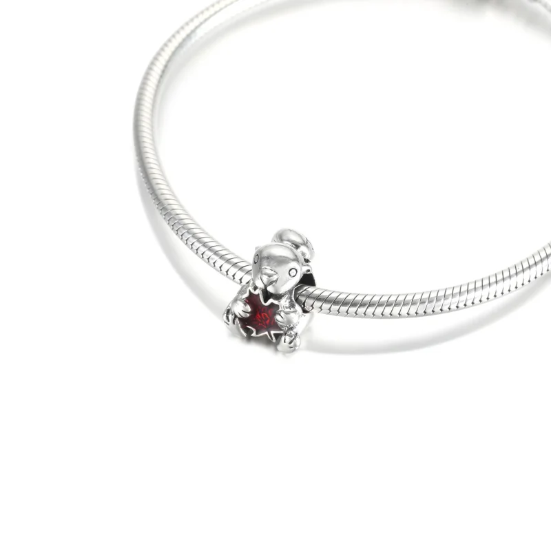 (zdjęcie do) Charms Z Kanadyjskim Bobrem I Lisciem Klonu - 799394C01 - Wyświetl 5