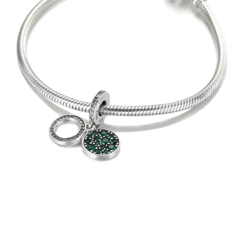 (zdjęcie do) Lśniący charms z podwójną zawieszką Zielony dysk - 799186C02 - Wyświetl 5