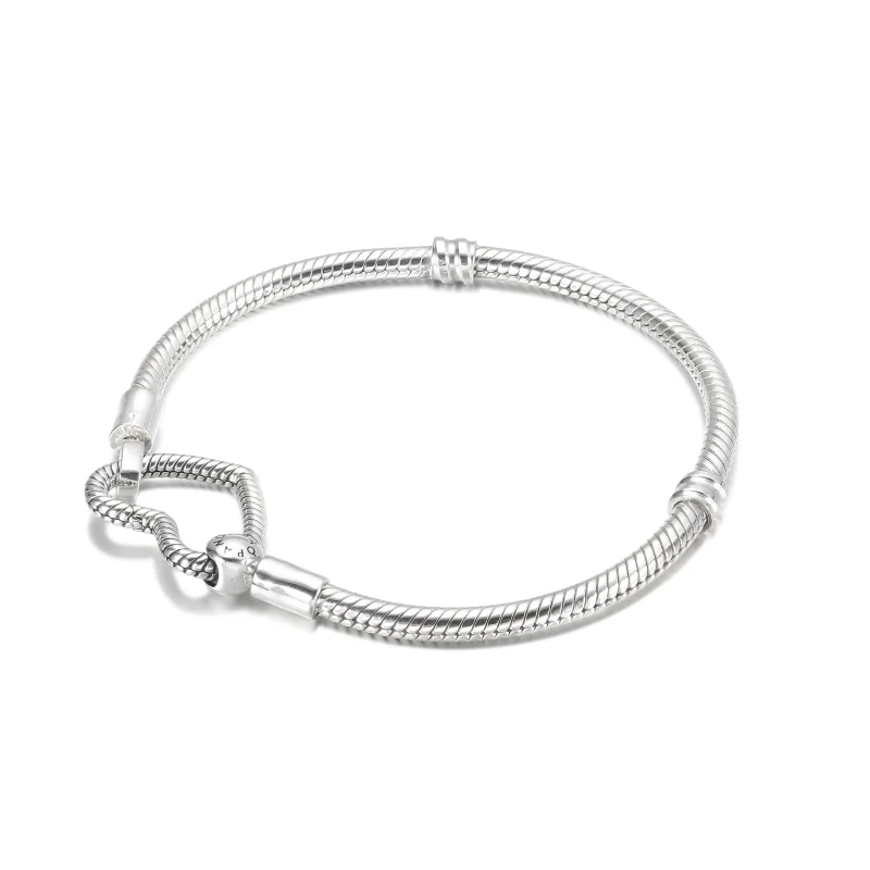 (zdjęcie do) Bransoletka typu wężykowego Pandora Moments z zapięciem w kształcie serca - 5995 - Wyświetl 3