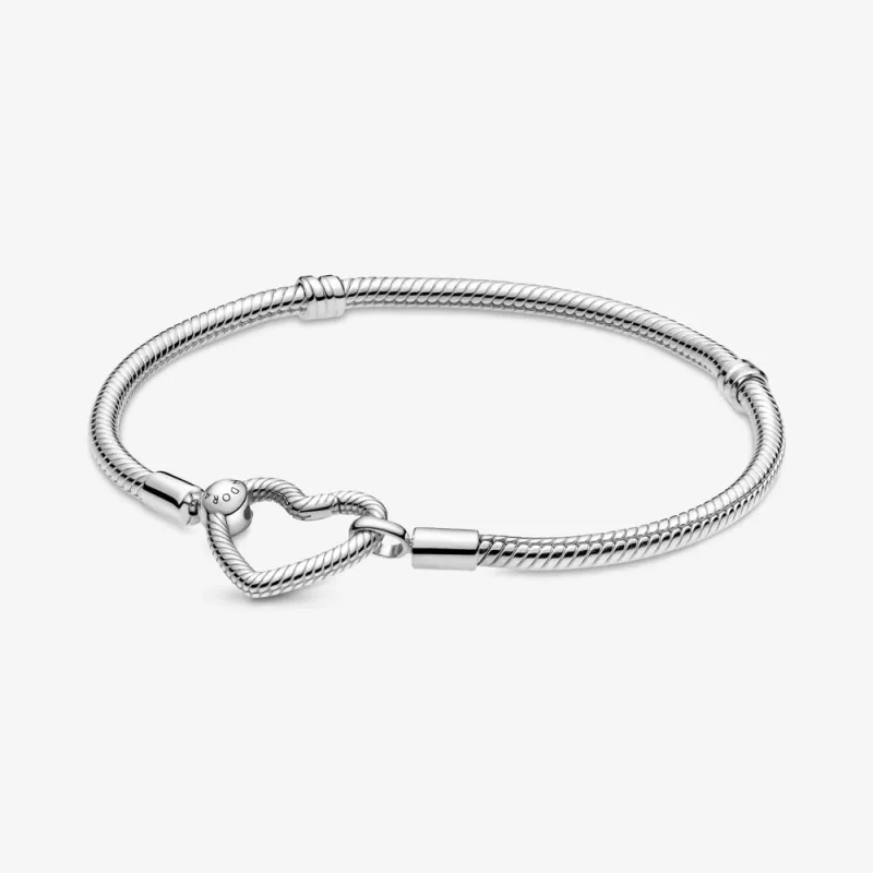 (zdjęcie do) Bransoletka typu wężykowego Pandora Moments z zapięciem w kształcie serca - 599539C00