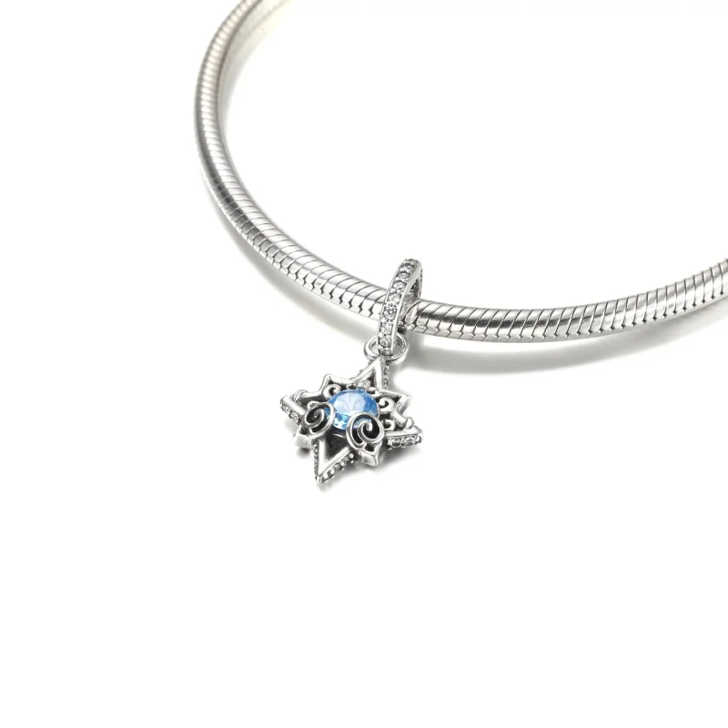 (zdjęcie do) Zawieszka Disney Kopciuszek niebieska gwiazda - 399560C01 - Wyświetl 5