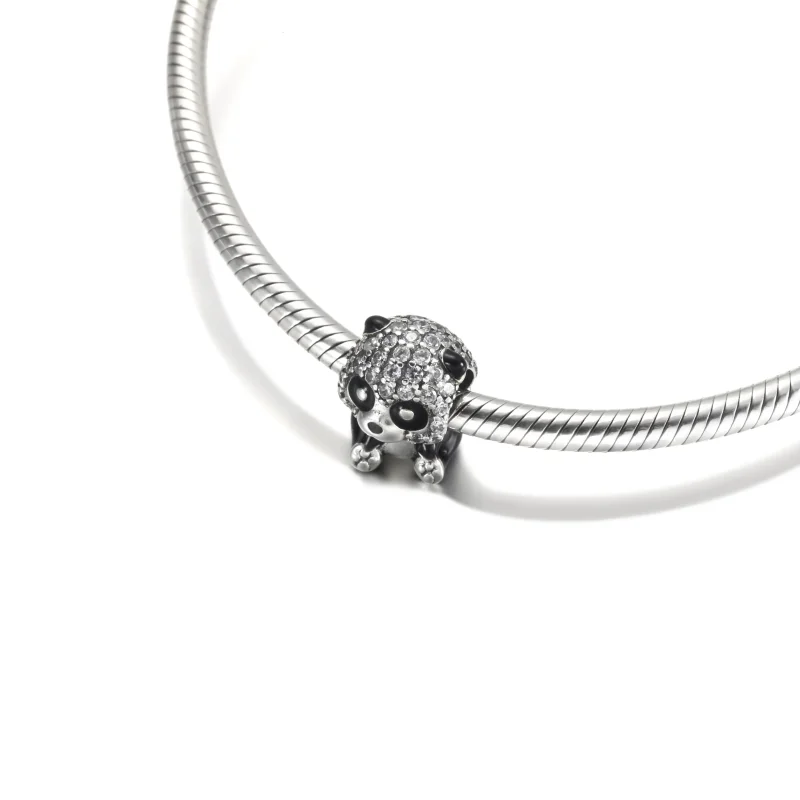 (zdjęcie do) Charms PANDORA z lśniącą uroczą pandą - 790771C01 - Wyświetl 5