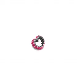 Charms PANDORA z uroczą zwiniętą gąsienicą - 790762C01