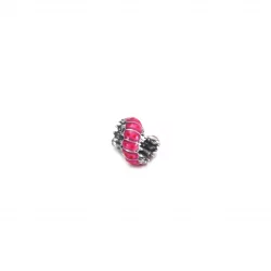 Charms PANDORA z uroczą zwiniętą gąsienicą - 790762C01