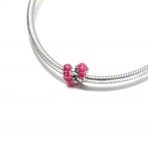 Charms PANDORA z uroczą zwiniętą gąsienicą - 790762C01