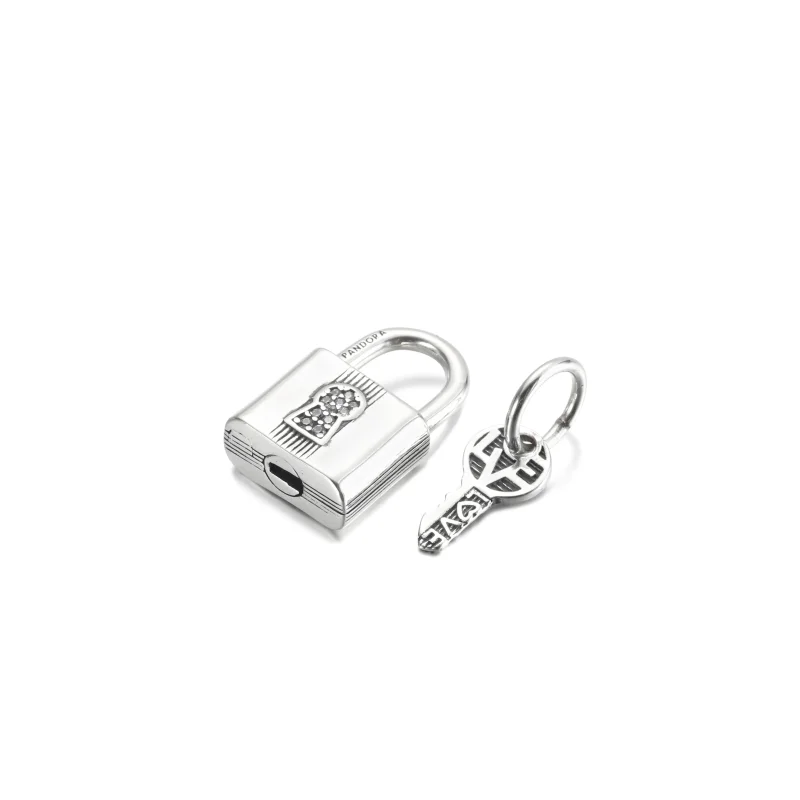 (zdjęcie do) Zawieszka PANDORA Kłódka i klucz - 790088C01 - Wyświetl 2
