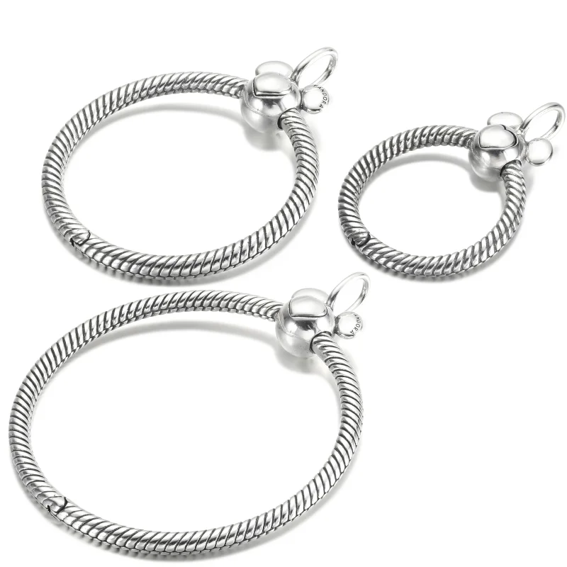 (zdjęcie do) Zawieszka Pandora O duża z Myszką Miki Disneya - 390076C00 - Wyświetl 2