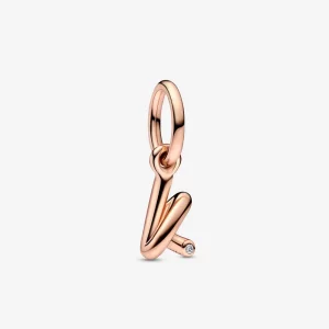 PANDORA Litery K Wiszący Charm z Alfabetycznym Skryptem - 782460C01