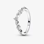 Pandora Timeless Wish to iskrzący pierścień z efektem migotania - 192390C01