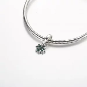 Charm wiszący Pandora z czterolistną koniczynką - 792751C01