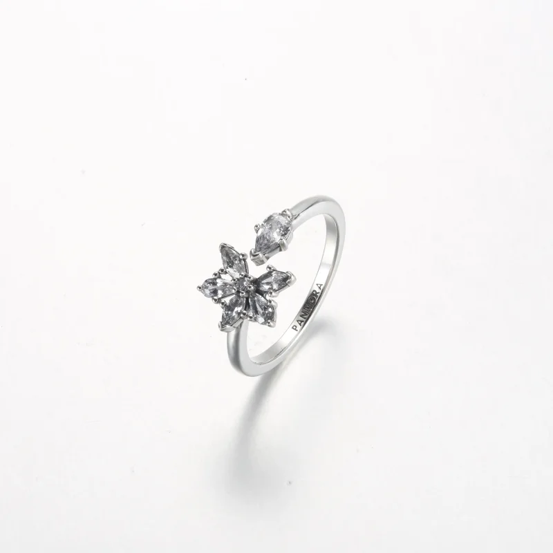 (zdjęcie do) Pandora Błyszczący Pierścionek z Klastrami z Herbarium - 192611C01 - Wyświetl 2