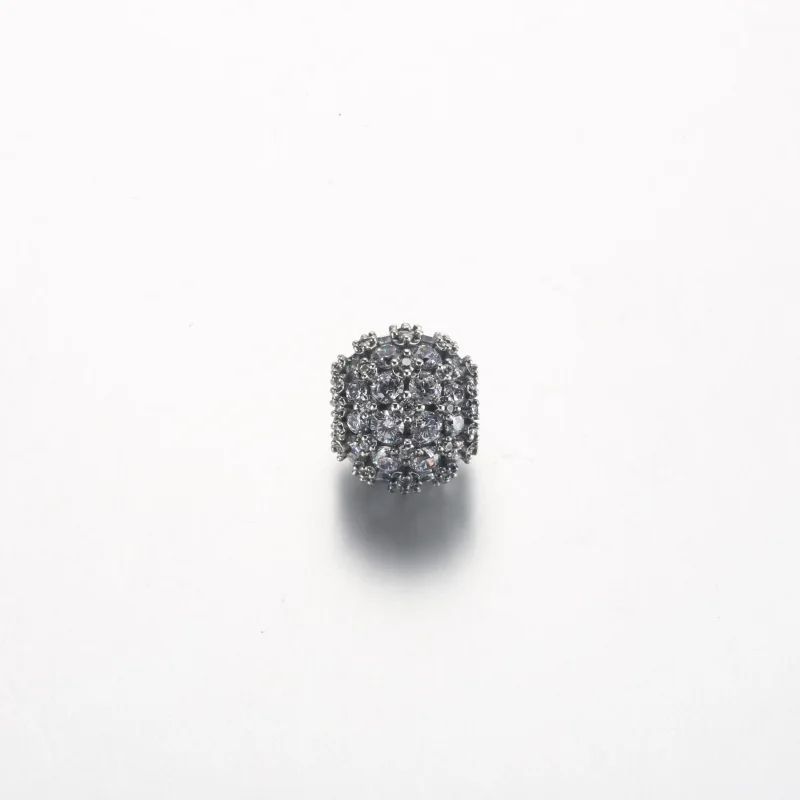 (zdjęcie do) Pandora Błyszczący Przeszywany Charm W Kształcie Okręgu - 792630C01 - Wyświetl 4