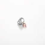 Pandora Charm z dwoma kolorami i otwartym wzorem nieskończoności serca - 782642C00