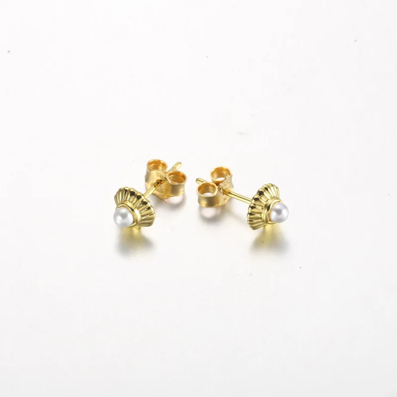 (zdjęcie do) Pandora Disney Mała Syrenka Kolczyki w kształcie muszli - 262686C01 - Wyświetl 4